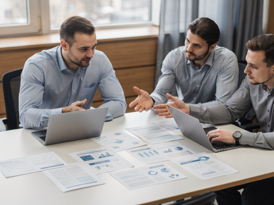 Структура продающего материала для B2B: разбор на примере реального проекта